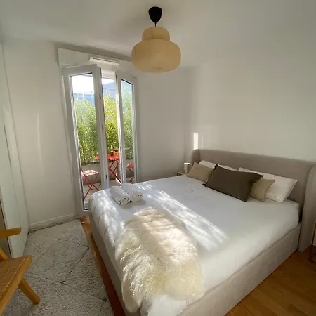 New Disneyland Paris Panoramic View 8 Pax, 2 Parking Serris