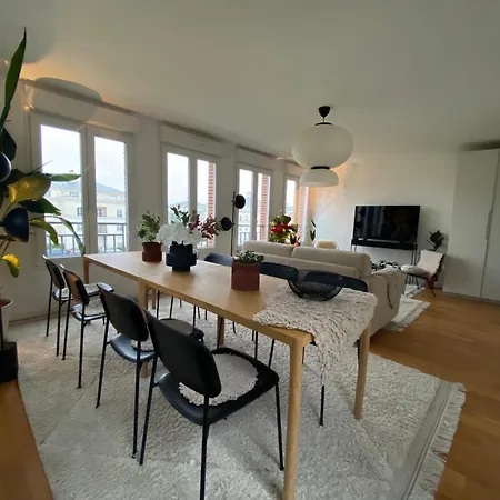 New Disneyland Paris Panoramic View 8 Pax, 2 Parking * Serris